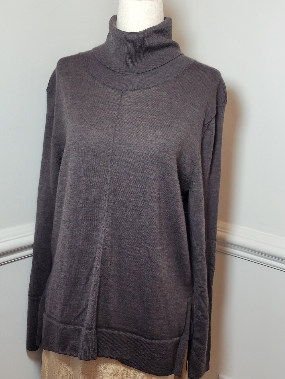 Banana Republic 100% Merino Wool Turtleneck Sweater M Gray Relaxed